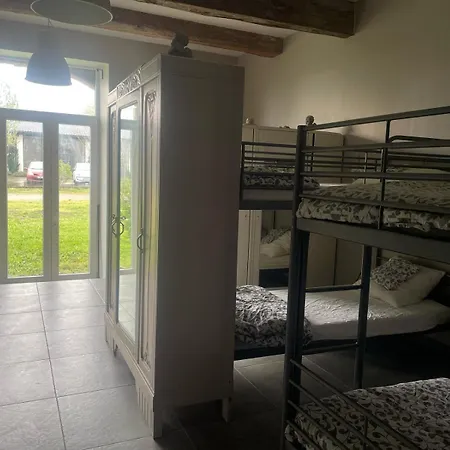 Dortoir De 12lits * Mas-Saintes-Puelles